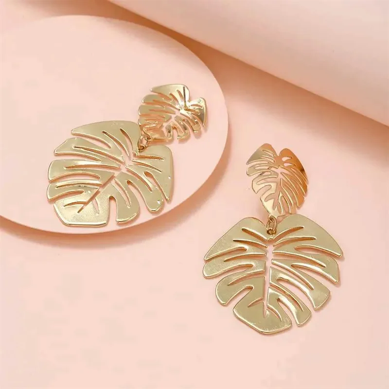 Trendy Metal Leaf Dangle Earrings for Women Small Big Double Layer Hollow Out Leaves Drop Earrings Party Retro Bohemian Jewelry
