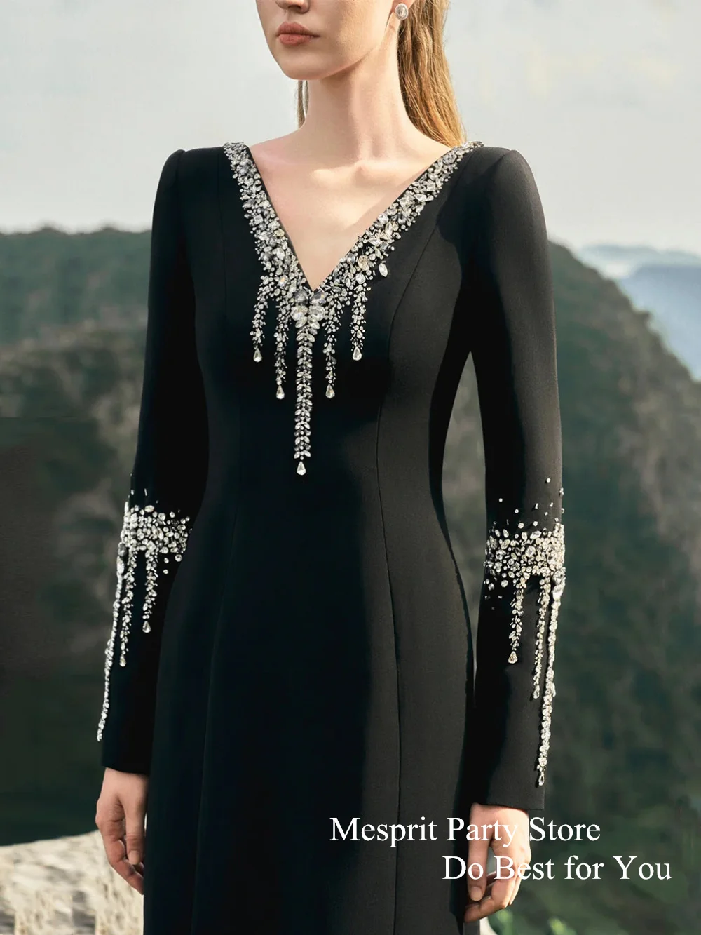 New Arrival Black Evening Dress V Neck Long Sleeve Crystal Stones Straight Floor Length Saudi Arabic Prom Gown Party Dresses