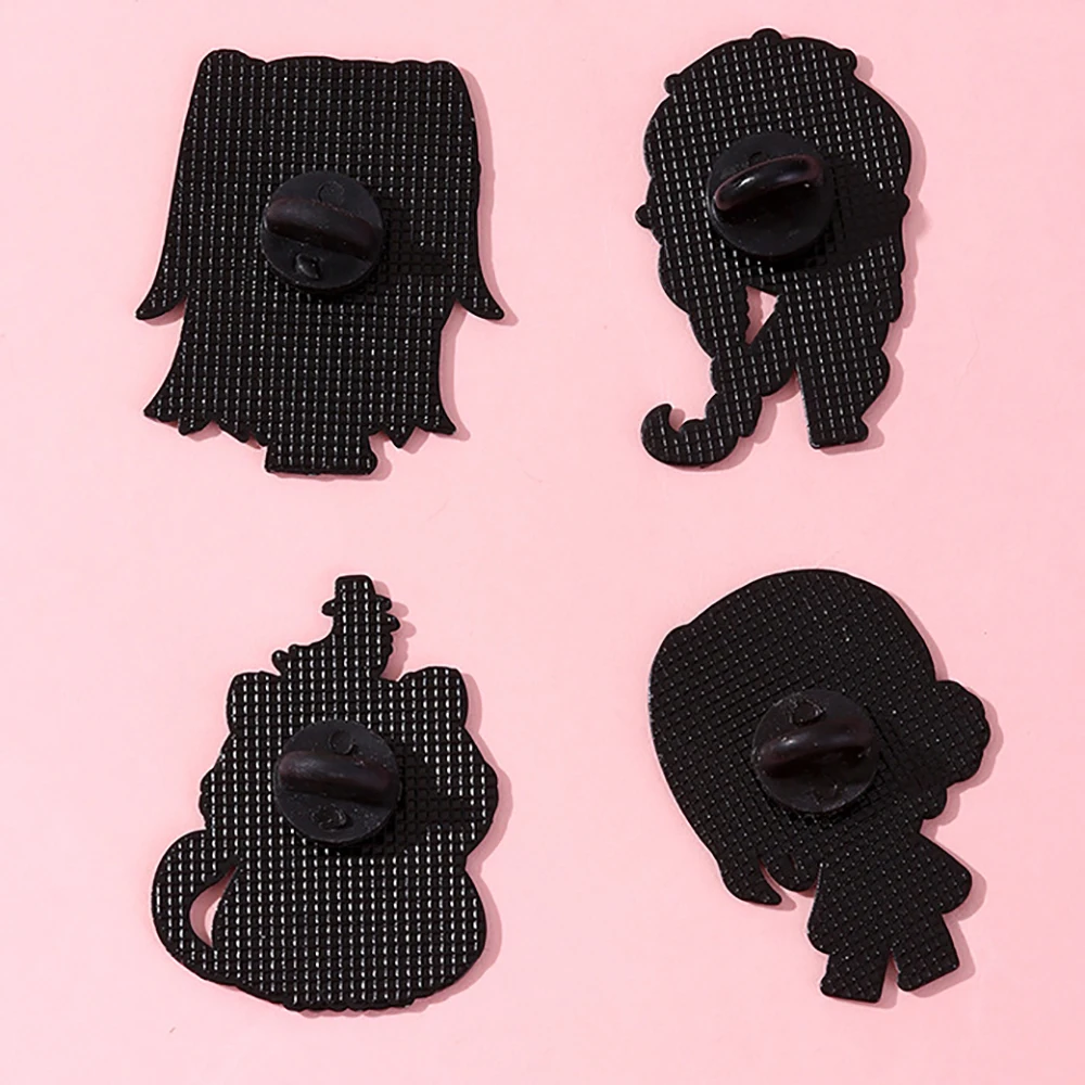 Broches Kpop Demon Hunters Huntrix en métal et émail, Badge pour sac à dos, bijoux amusants, cadeau pour enfants et amis, 4 pièces/ensemble