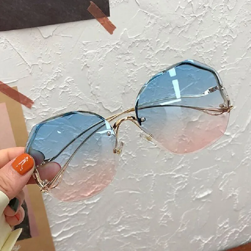 Chic Rimless Square Fashion Glasses for Women & Men - Gradient Lens Metal Frame Curved Temples image 2
