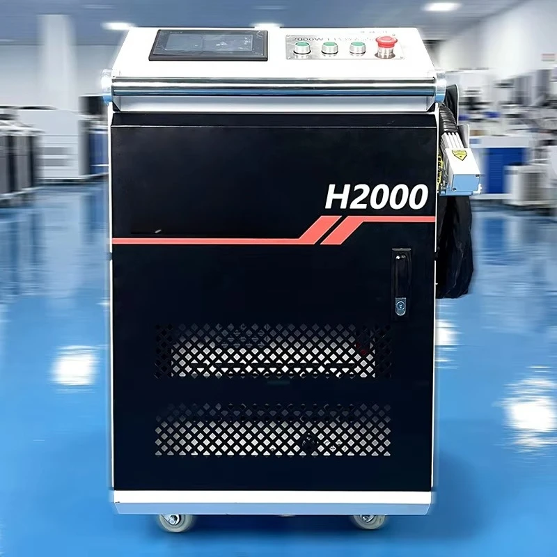 2000W 3000W New Portable Handheld Fiber Laser Cleaning Machine for Stainless Steel Metal Wood Varnish and Painting Rust Removal
