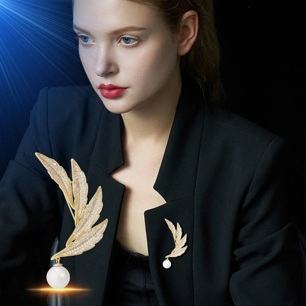 Fashion Gold Color Leaf Brooches High Quality Suit Shirt Lapel Pins for Men Women Accessories Jewelry Wedding Party Gift