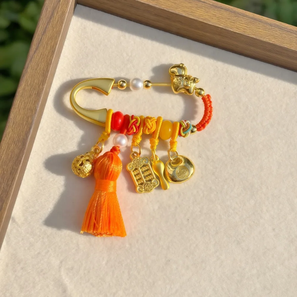 Lucky Horse Year Zodiac Horse Brooch Pendant Gold Color Pony Lucky Pins Good Luck Chinese Style Guardian Brooch Pregnant Women