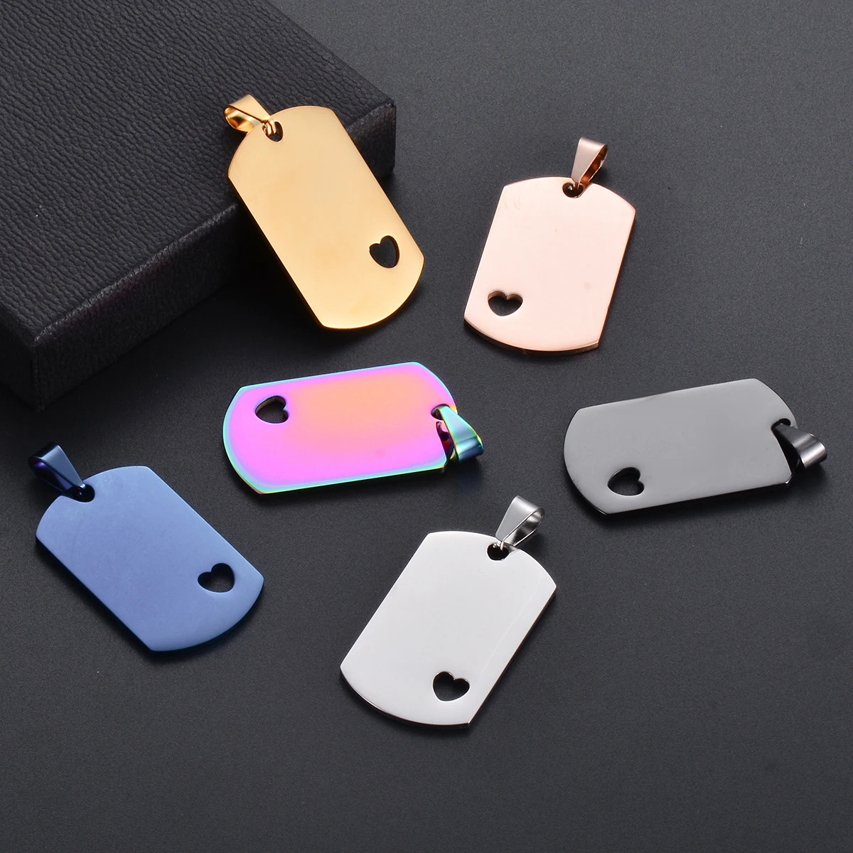 8Pcs Wholesale Blank Rectangle Hollow out Heart Stainless Steel ID Tag Pendant for Men Women Unisex Accessories Dropship