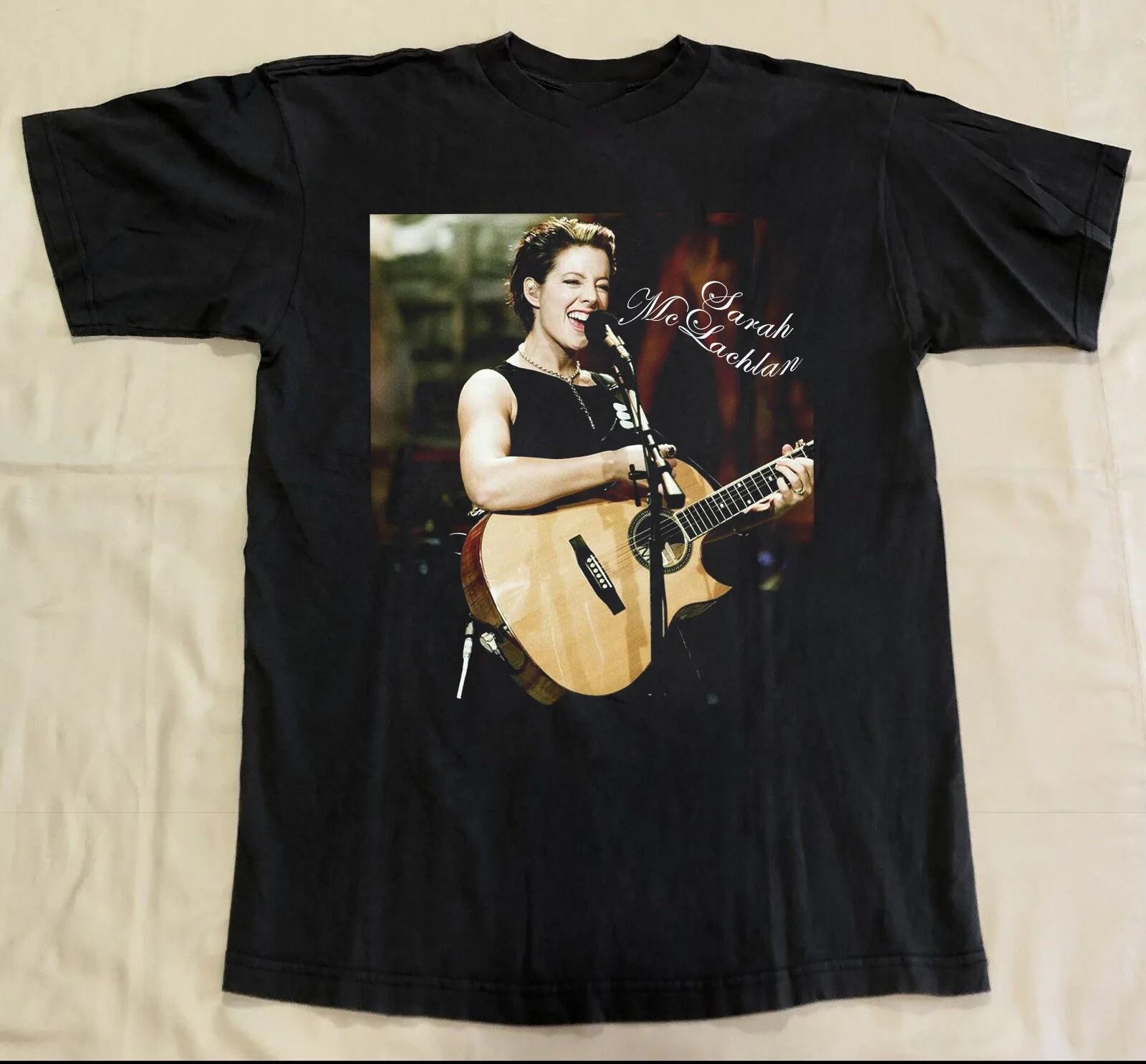 

Sarah McLachlan Play Guitar Live In Concert Unisex T-Shirt All Size S-5XL