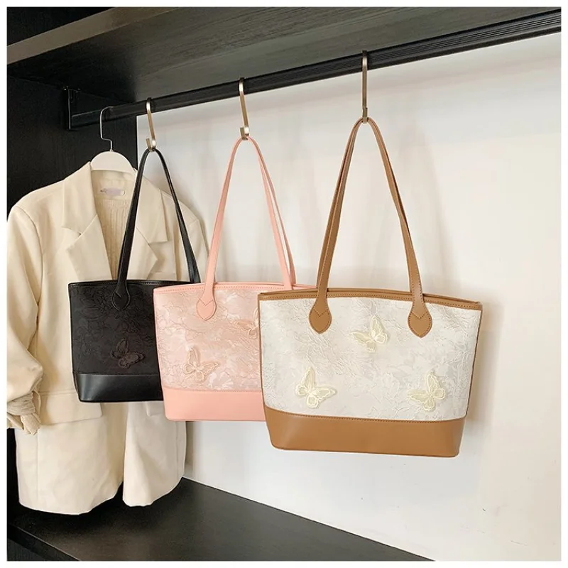 

Винтажная простая сумка-мессенджер премиум-класса для женщин с однотонным и шикарным логотипом в стиле через плечо