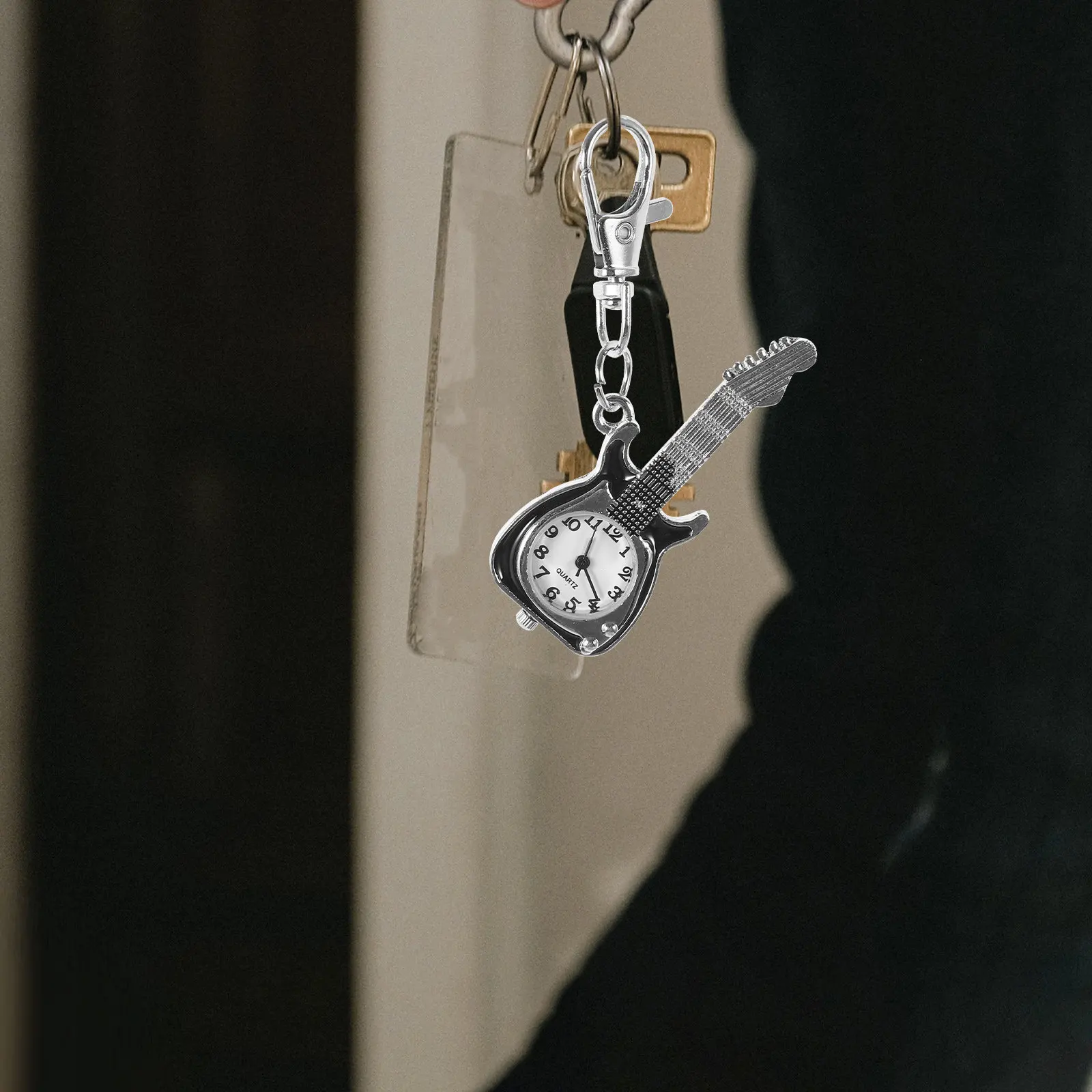 Vintage Quartz Guitar Pocket Watch Keychain Hanging Bag Pendant Retro Clip on Watch Lightweight Bag Pendant Cute Keychain