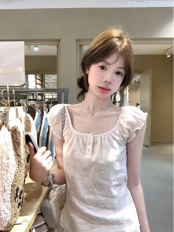 Cseta de Verão com Manga Bufante Doce e Chique Rosa, Ajuste Slim, Estilo Curto para uma Menina com Aparência Mais Jovem, G...