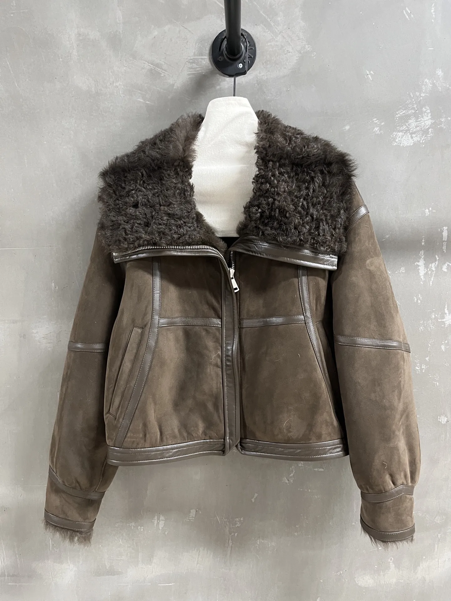 Winter nieuwe Franse retro elegante mode grote kraag geïmporteerd bont geïntegreerde bontjas dameskleding