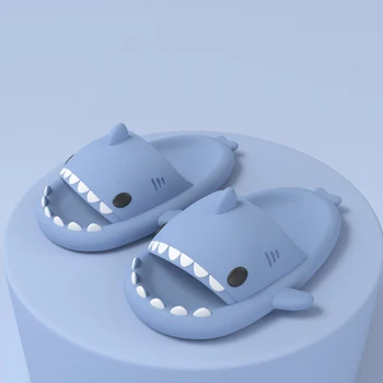 Sheval ues schöne Kinder Hai Hausschuhe Kinder Sommer Strand Hai Sandalen Komfort weiche Wohnungen Rutschen Jungen Mädchen nach Hause Bad Hausschuhe