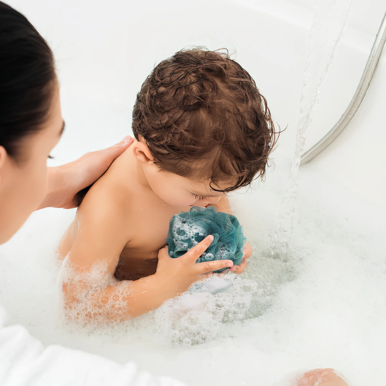 

4Pcs Large Colorful Shower Loofahs Bath Body Exfoliator Scrubbers Body Wash Sponge Bathroom Essentials