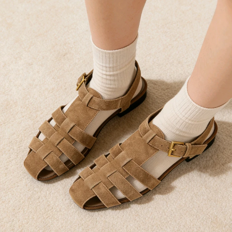 

Новые женские летние сандалии 2026 года из натуральной кожи, модные повседневные, на низком квадратном каблуке, на платформе, с ремешком на щиколотке и пряжкой