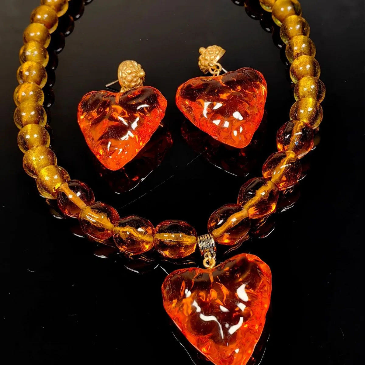 Europe and America Vintage Jelly Glass Heart-Shaped Stud Earrings, Exaggerated Sweater Chain, Fashionable Jewelry Set for Women