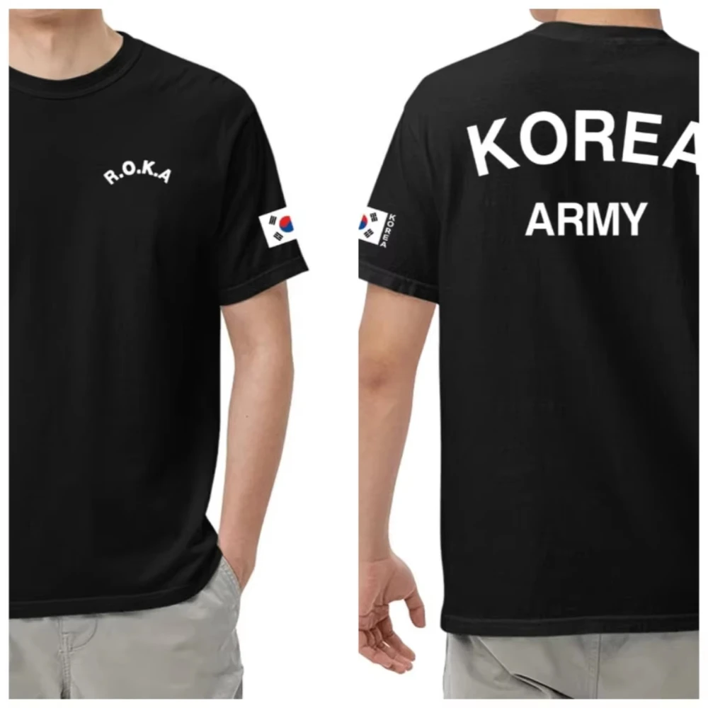 2026 Simple Curved Letter Graphic Short Sleeve T Shirt, Back Text Print, Minimal Urban Streetwear Casual Daily Tops for Man