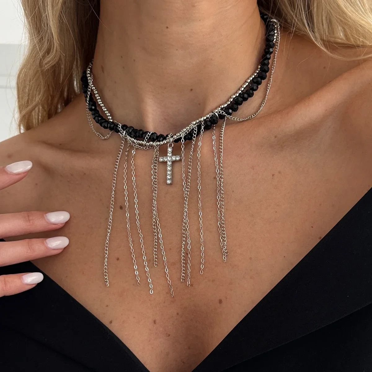 

New Goth Black Cross Jesus Acrylic Beads Pendant Necklace for Women Trendy Metal Tassel Adjustable Necklace Wedding Jewelry