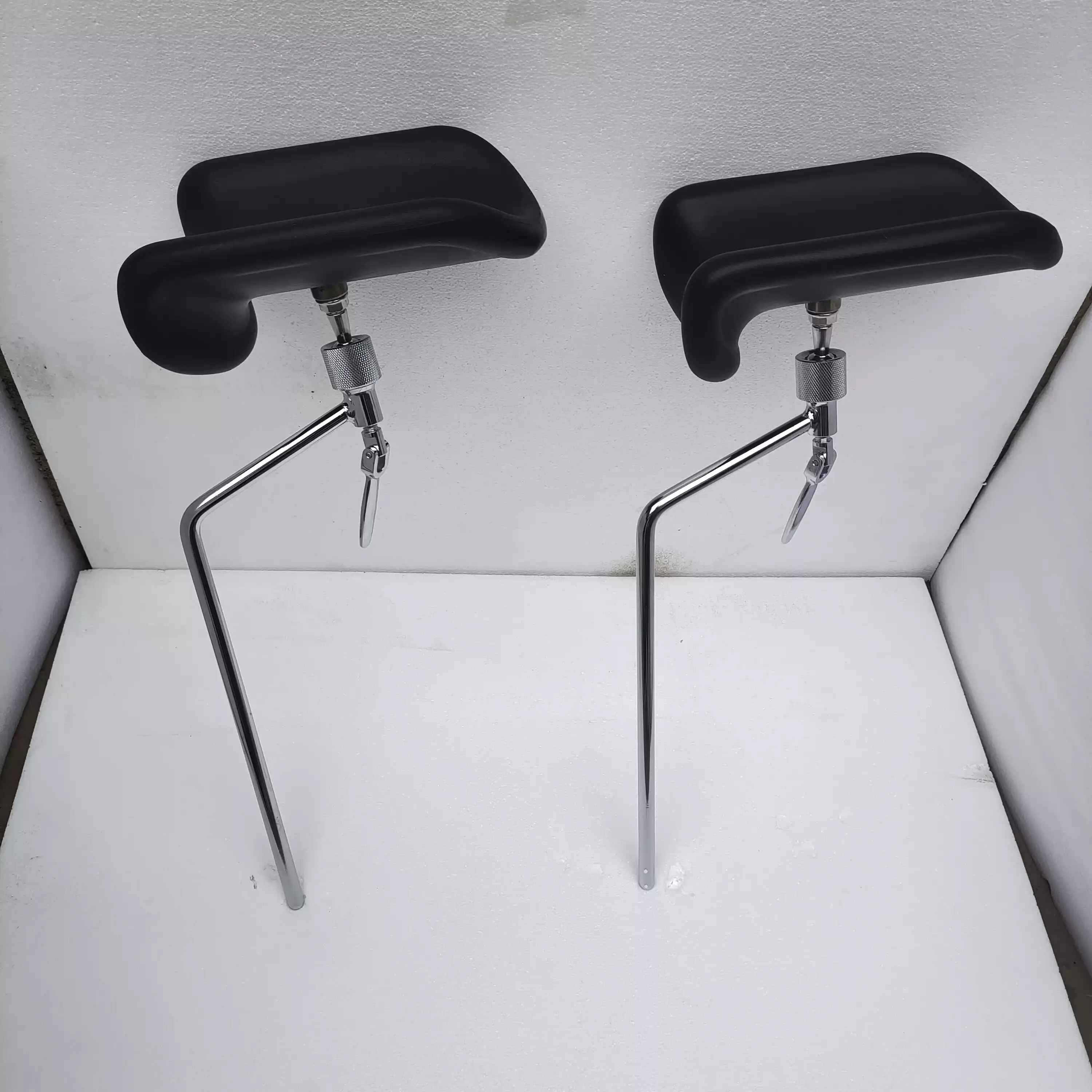 Operating table, leg support frame, leg support examination, factory direct sales,  excellent, (left and right) 1pair