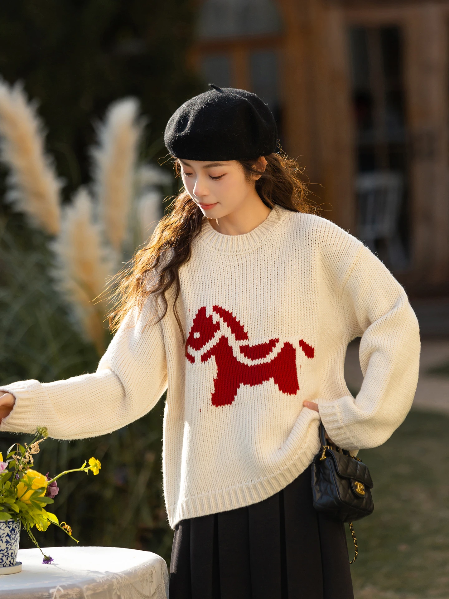 

Women's Color Left Bank White Year Knitwear round Ne Embroidered Top Loose Fit Comfortable Cartoon Design 2026