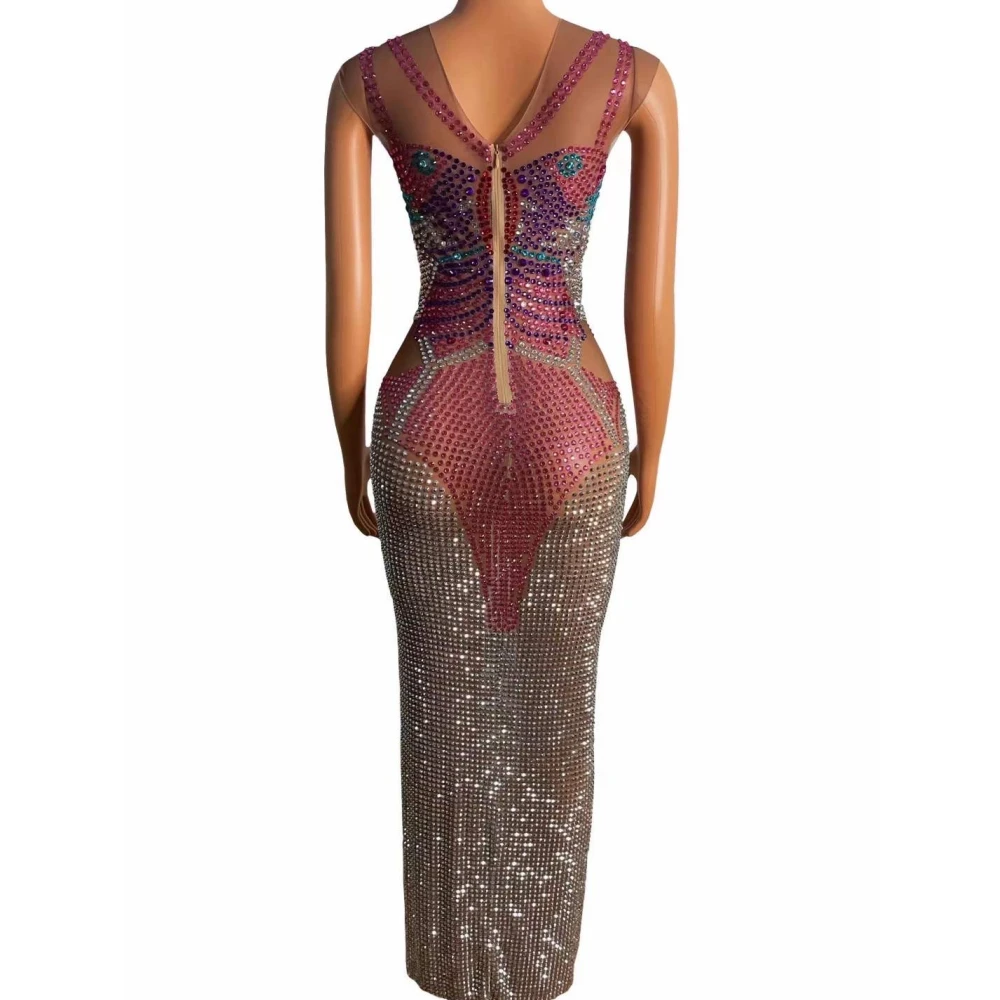 Abito lungo Sexy senza maniche con strass a farfalla brillante per le donne abbigliamento da sera per feste Costume da cantante di scena indossa il ballo di fine anno