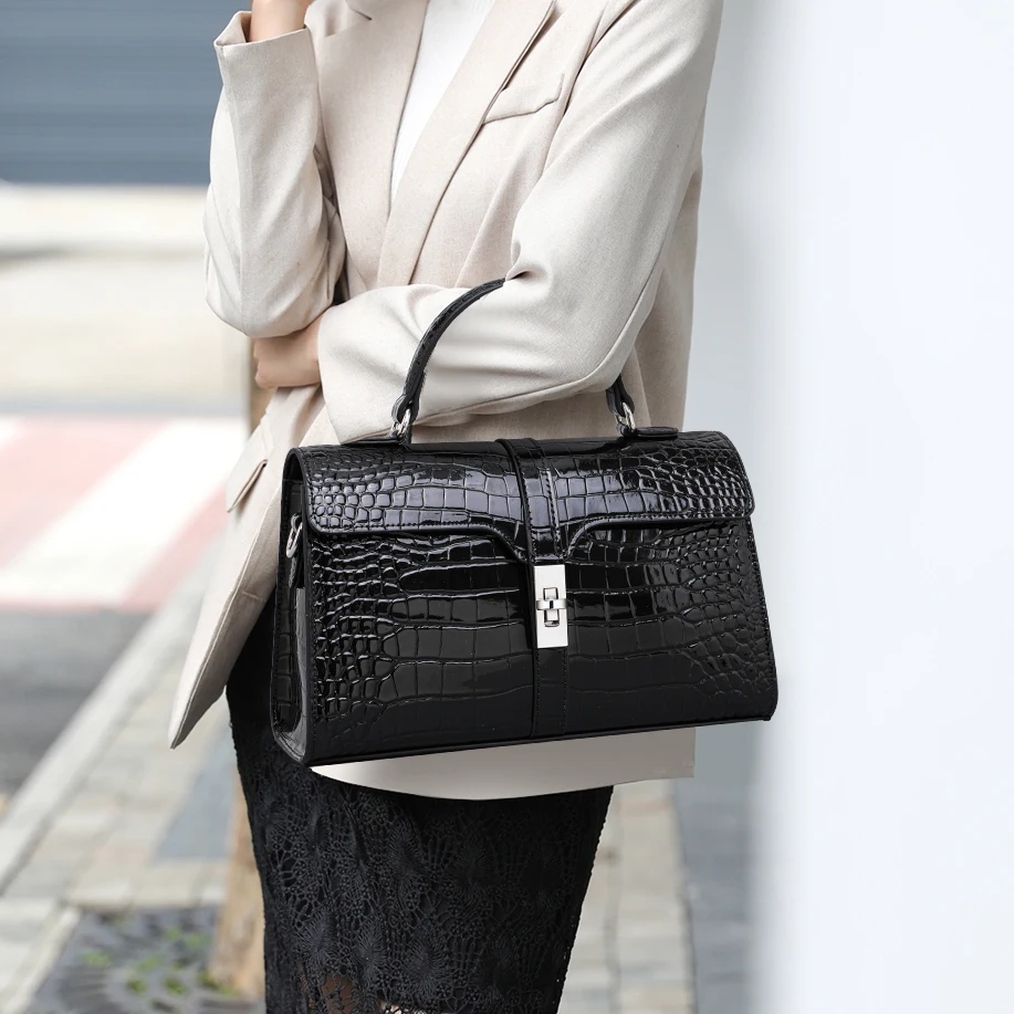 

Genuine Leather Women's Baguette Bag, Crocodile Pattern Luxury Designer Shoulder Crossbody Bag with Minimalist Elegant Style