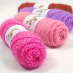 3PCS DIY Christmas Gift Squirrel Fluffy Yarn for Hand Knitting Hats, Scarves,Soft Velvet Wool Yarn