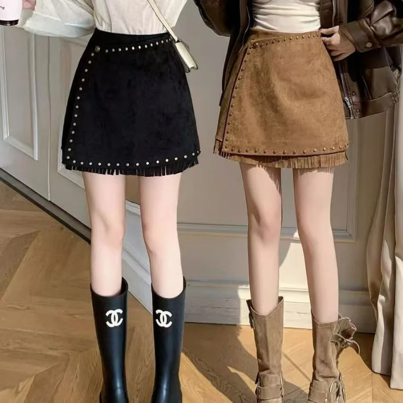 

Autumn and Winter Slimming Features Heavy Rivets Deerskin Velvet Tassels Retro New Style High-end Feel High-waisted Brown Skirt