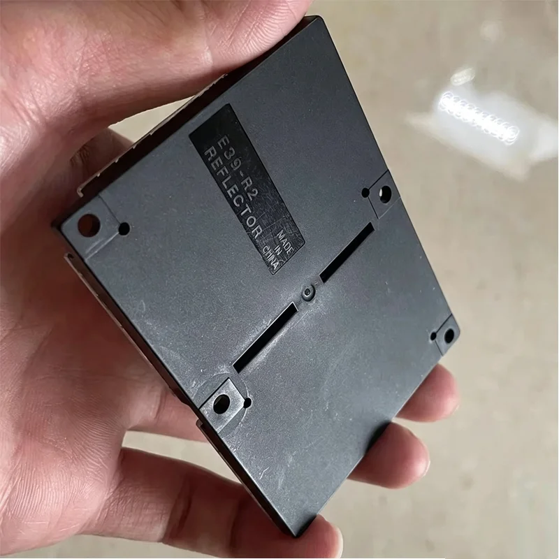 1PC Reflective Lens E39-R1 E39-R1S E39-R2 E39-R3 E39-R4 E39-R10 for Photoelectric Switch Reflector
