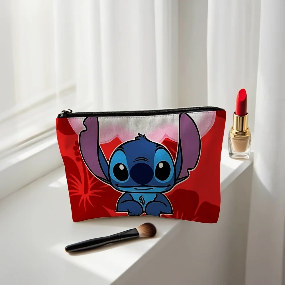 1 حقيبة مكياج كرتونية من ديزني ستيتش، شخصية زرقاء لطيفة مع طباعة خلفية حمراء، حقيبة تخزين المجوهرات، حقيبة مثالية للسفر بسحاب - هدية عيد ميلاد ممتعة #2