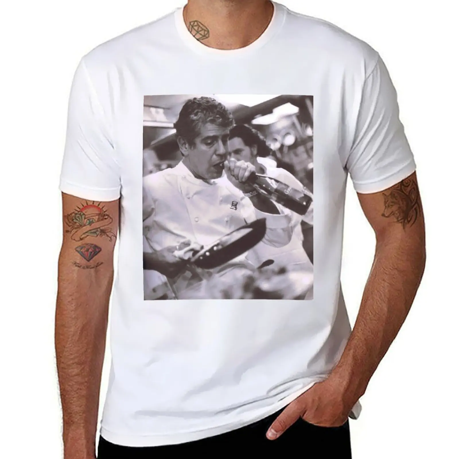 

Cook And open Beer - anthony bourdain T-Shirt Thanksgiving Casual Tee