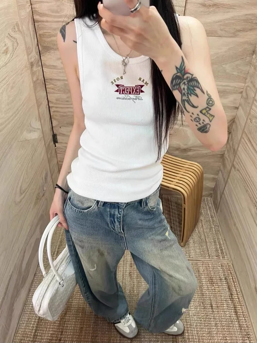 Mart High Gram Weight Threaded Micro Stretch Embroidered Vest