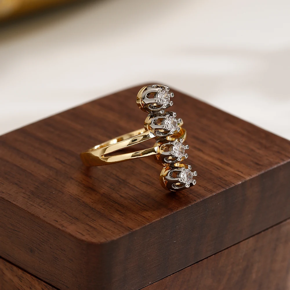 Lineares Set aus Zirkon-Ohrringen und -Ringen, 14K vergoldeter Modeschmuck, vielseitige Accessoires für den täglichen Arbeitsweg. – Detail 8