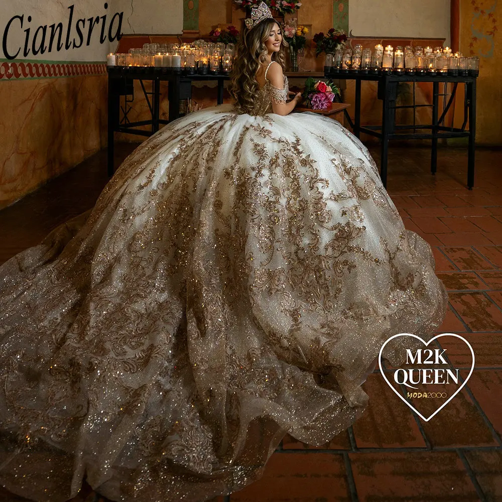 

Champagne Spaghetti Strap Ball Gown Quinceanera Dresses Beading Tassel Appliques Lace Sweet 15 Años Mexican Customized