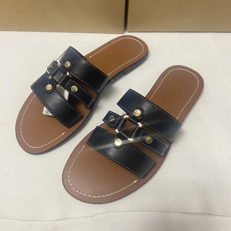 

Summer Flat Bottom Women Beach Shoes Leather Metal Belt Decoration Breathable Casual Outside Female Slippers Large Size Slides
