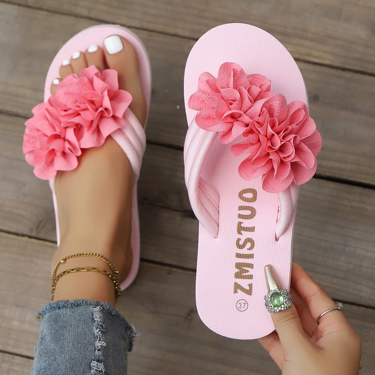 

Women Slippers Fashion Flower Decor Flip Flops Women Summer Non Slip Platform Shoes Woman Lightweight Flat Sandals Slides Women