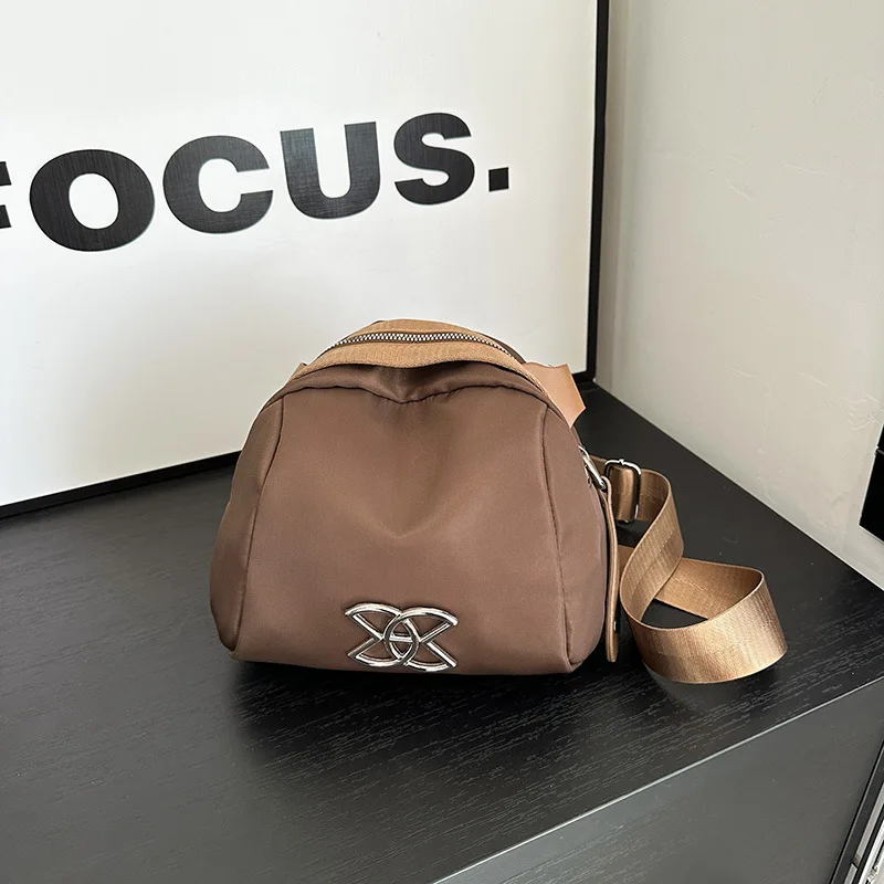 حقيبة أكسفورد مستوحاة من ميلارد لعام 2025 للنساء مقاومة للماء وحزام كتف قابل للتعديل مع مقبض علوي