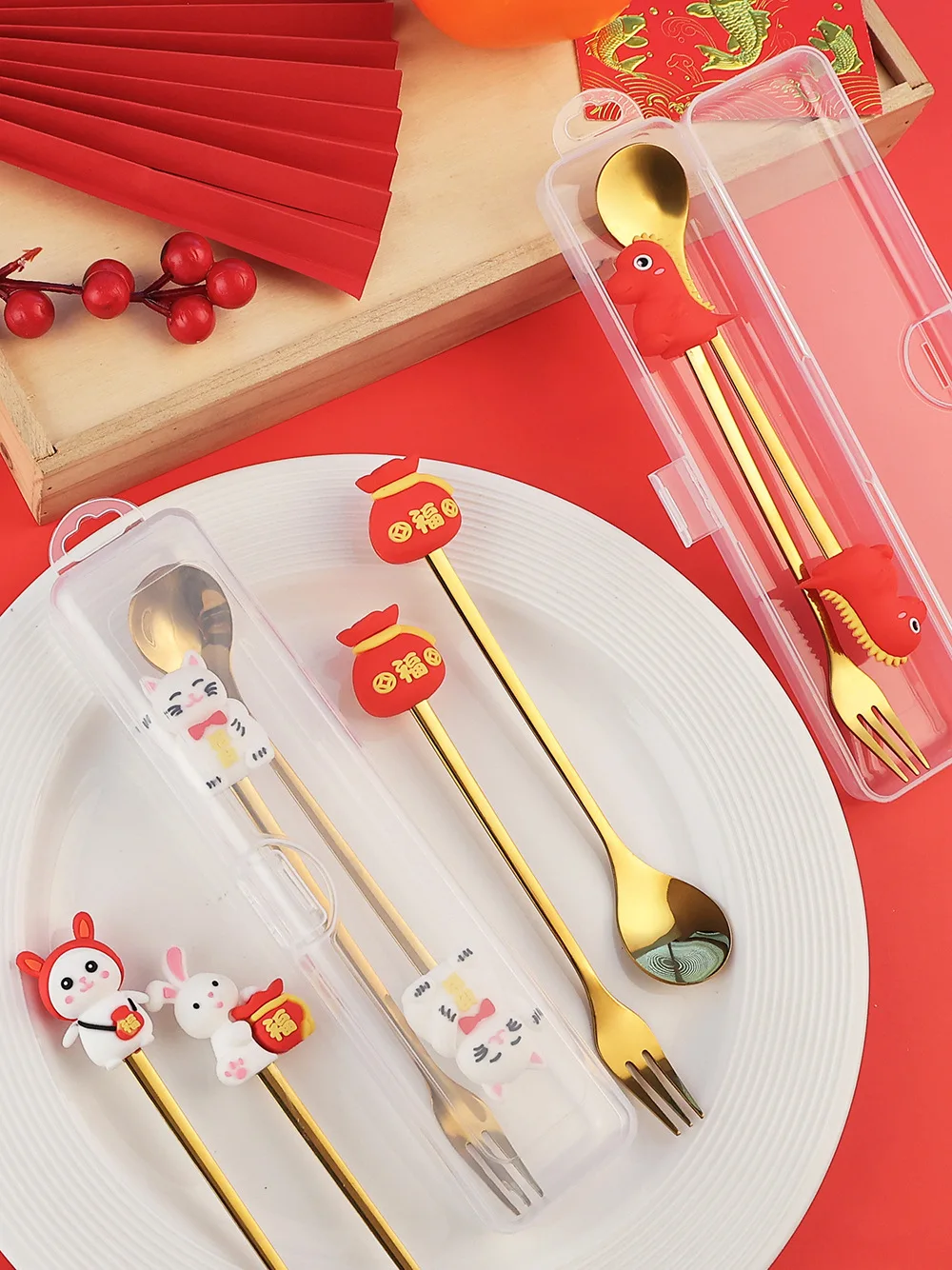

Новогодняя ложка из нержавеющей стали, подарочная коробка для весеннего фестиваля, вилка для фруктов, праздничная подвеска в виде года дракона, ложка и вилка