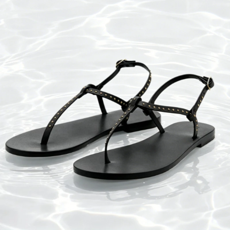 

Fashion Rivet Detail Flat Sandals for Women Comfortable Ankle-Strap Buckle Design Gladiator Sandals Summer Clip Toe Beach Sandal