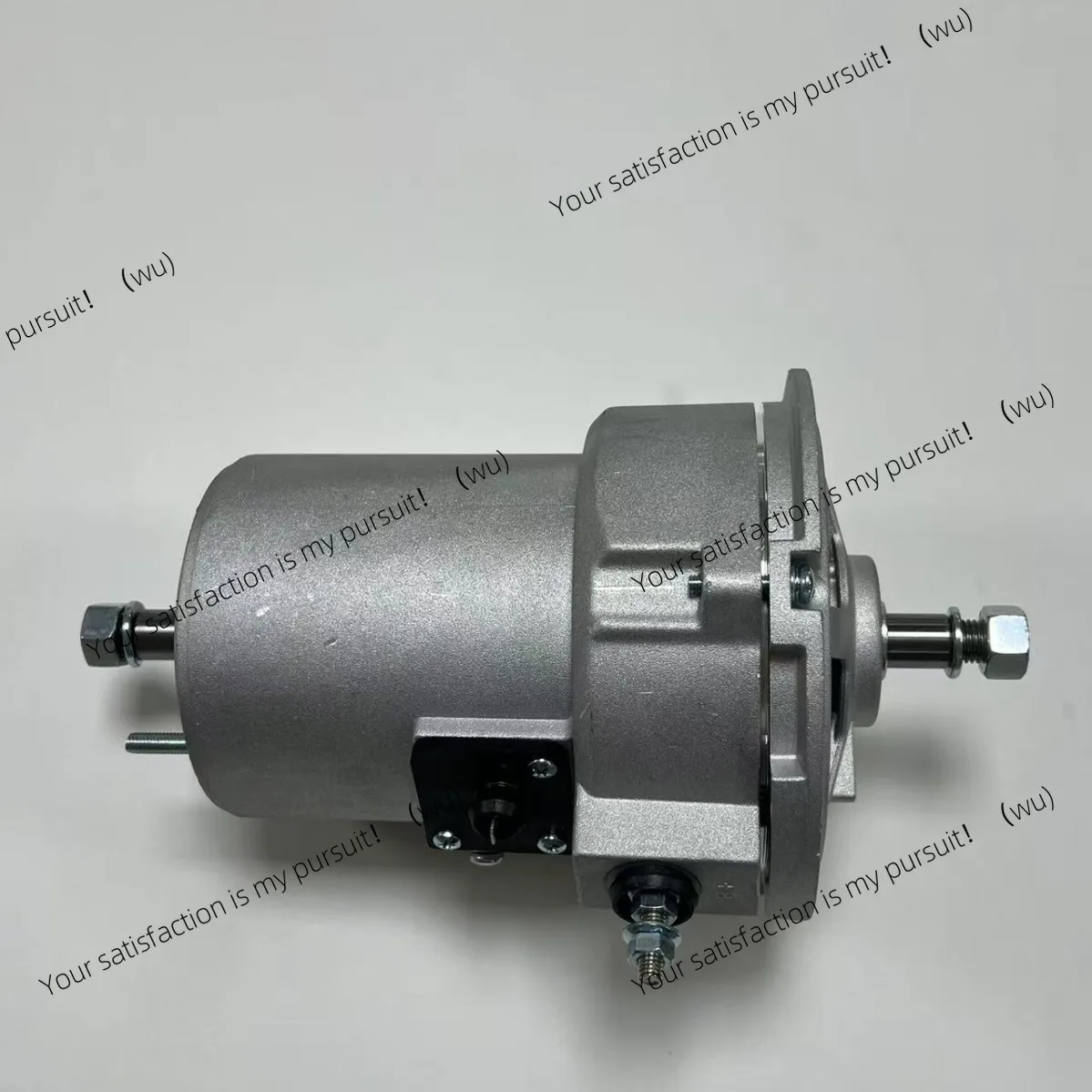 

Подходит для автомобильного генератора Volkswagen Beetle 9120080061 409030253 043903023C