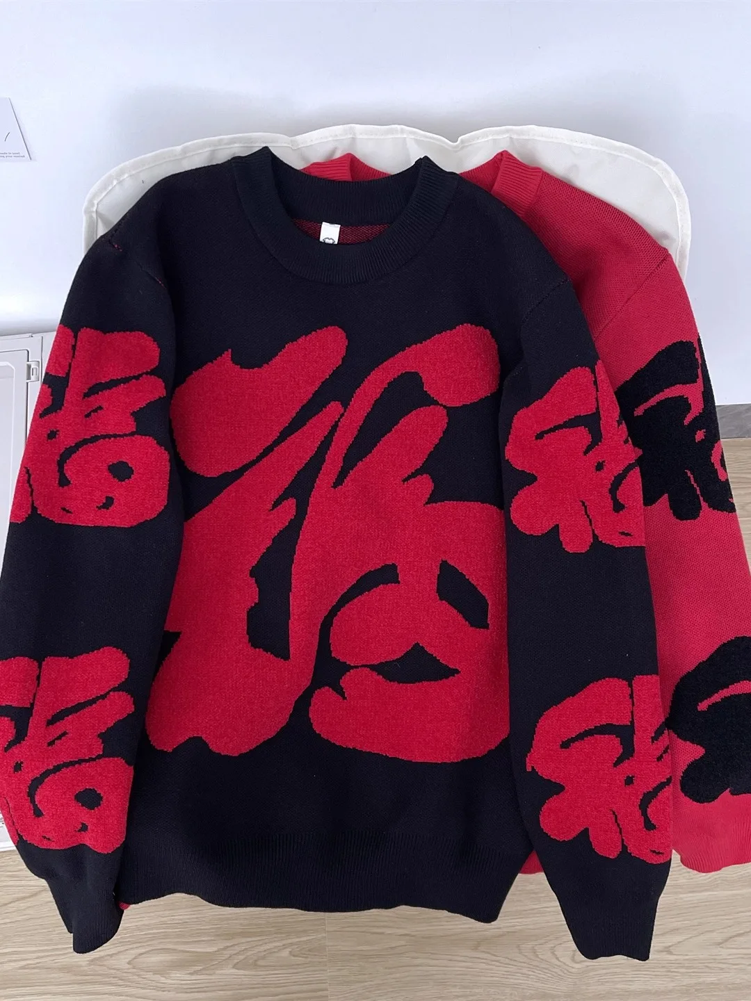 

Thiened round Ne Knitted Sweater Men's Winter Design Couple's American Sle Lazy Faion Brand Fortune Character Embroidery