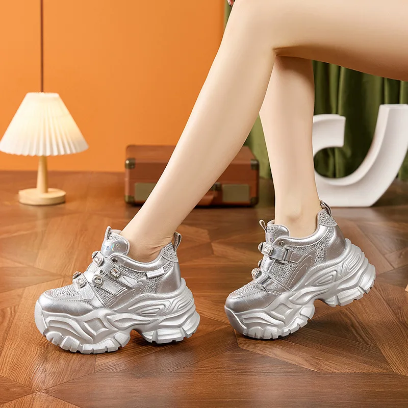 

2026 New 10cm Fashion Spring Women's Chunky Sole Dad Shoes Water Diamond Platform Single Shoes Hidden Heel Comfortable Sneakers