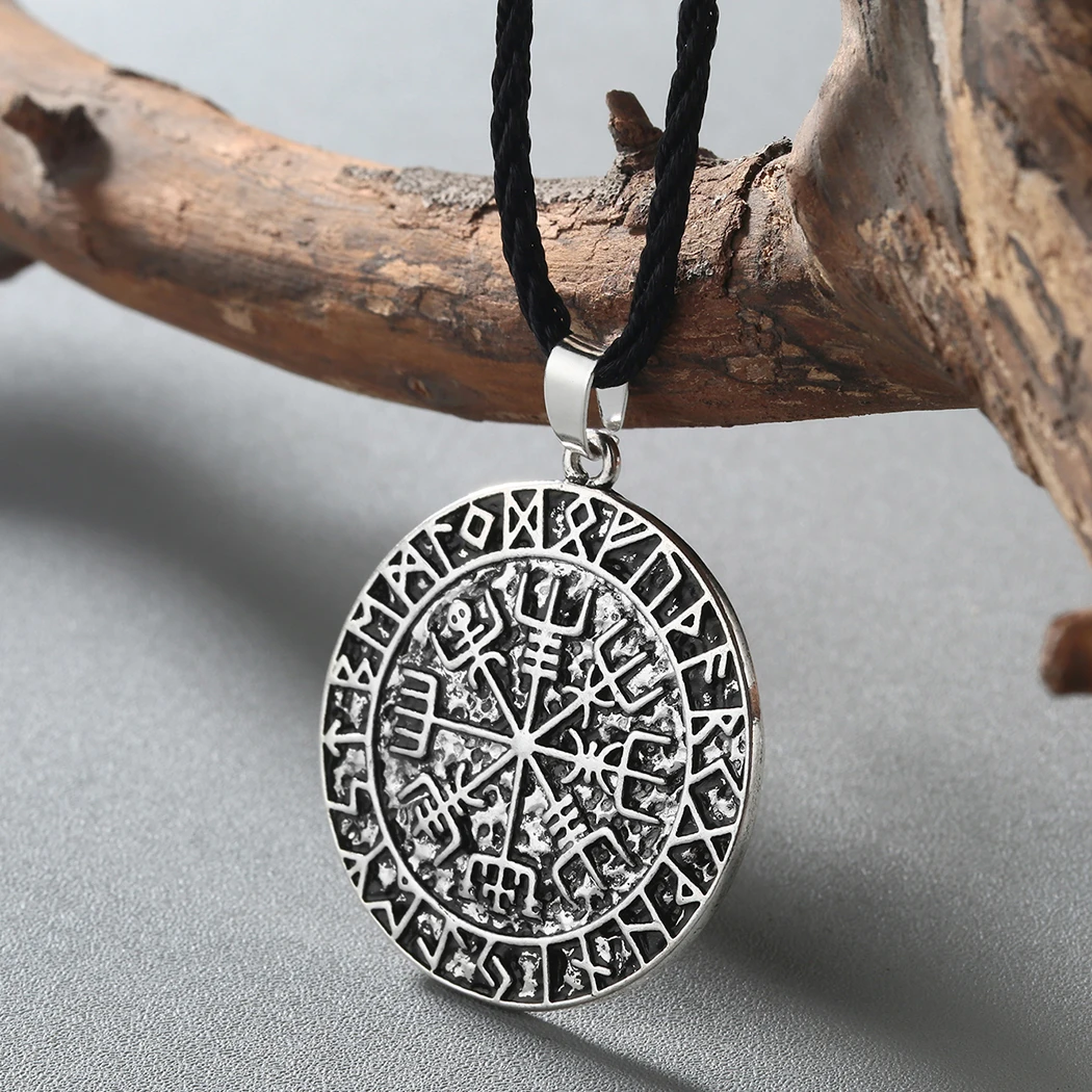 Men\'s Punk Viking Compass Necklace Nordic Rune Scandinavian Protection Stainless Steel Pendant Choker Amulet Talisman Jewelry