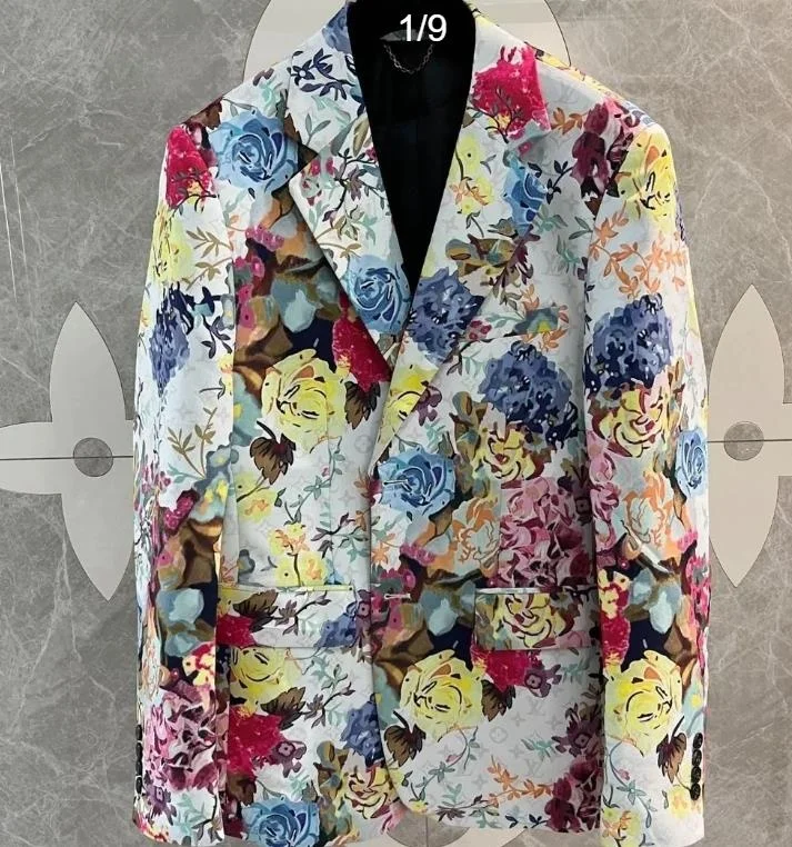 

Мужской повседневный приталенный белый костюм для выступлений в ночных клубах и на сцене, с одним разрезом, длинными рукавами, традиционной застежкой на пуговицы