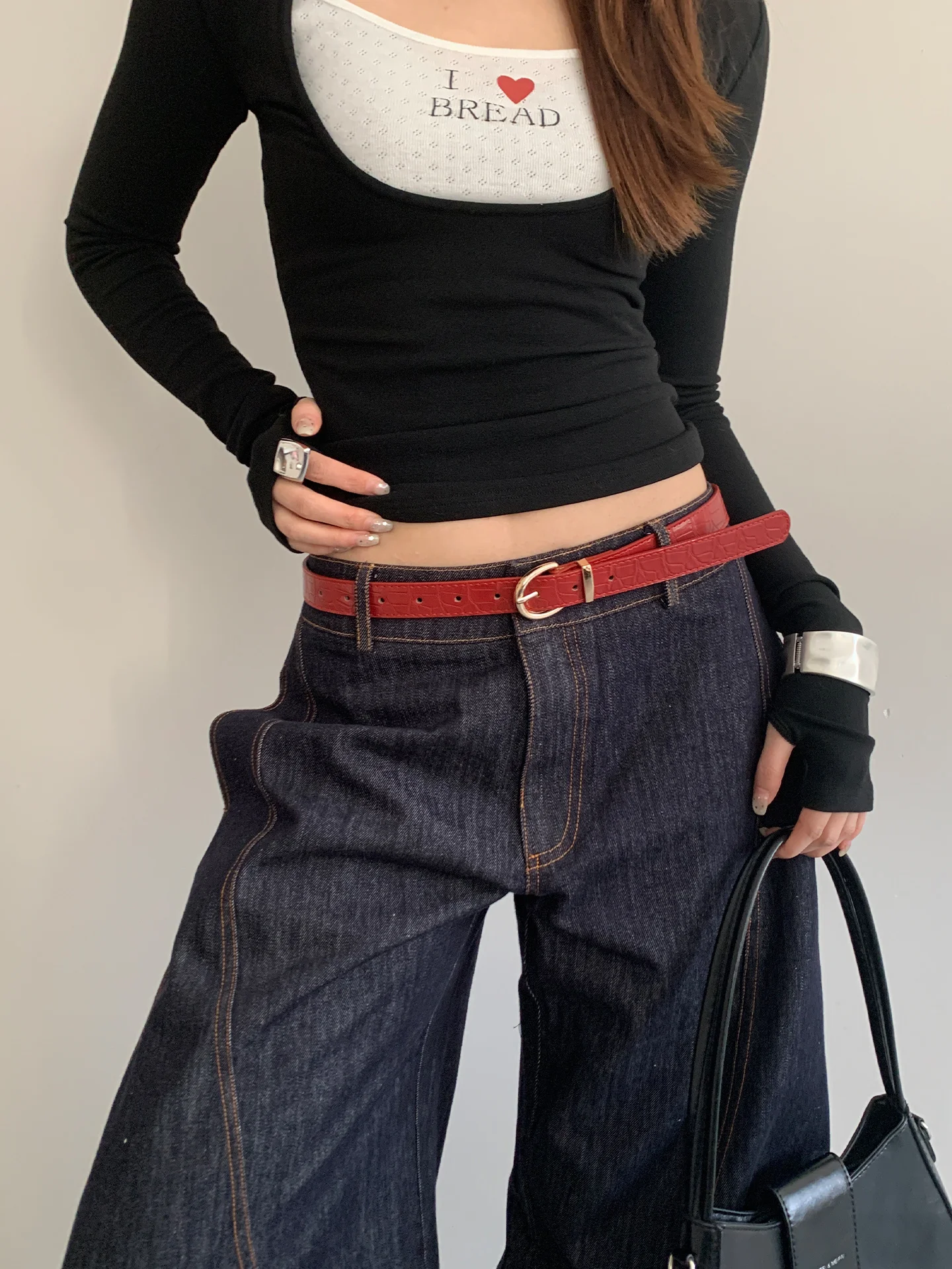 High-End Women's Belt With Crocodile Pattern Decoration Slimming Casual Leather Belt With Unique Design Sense