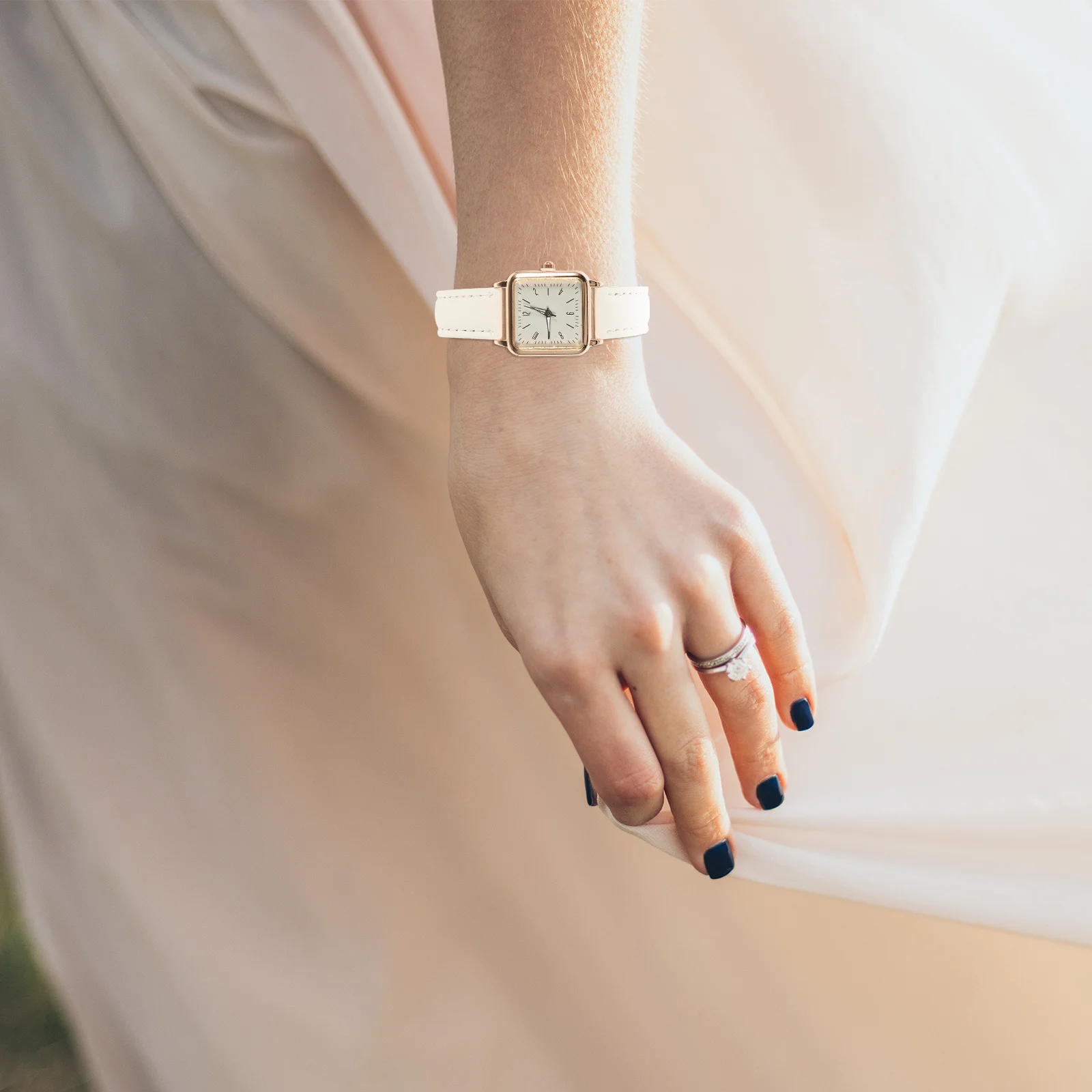 

Night Luminous Quartz Watch Women Casual Adjustable Strap Durable Material Stylish Fashionable Wristwatch Ladies Watches