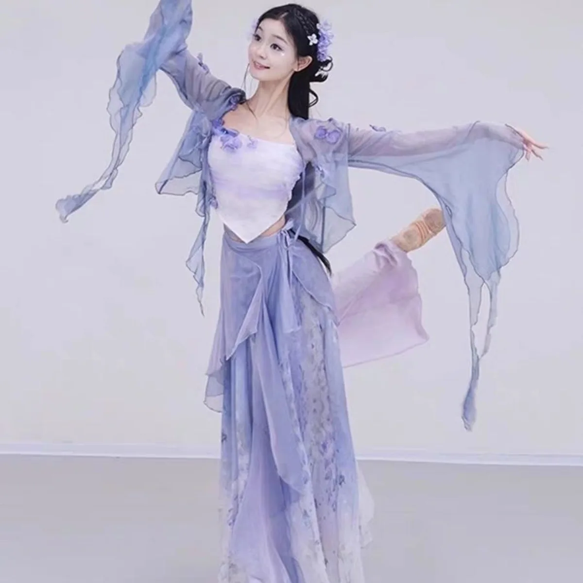 

Gradient Flared Sleeve Dance Set - Sheer Cape & Layer Culottes, Ethereal Chinese Classical Performance Wear Classic Suit. Dance