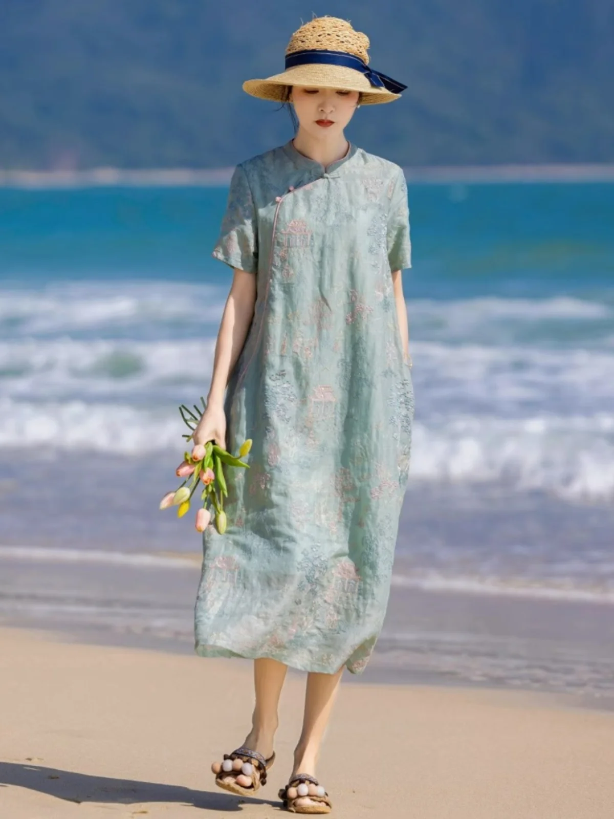 

New Chinese Style National Trend Improved Women's 2025 New Heavy Embroidery Flax Dress Daily Slimming Embroidered S...