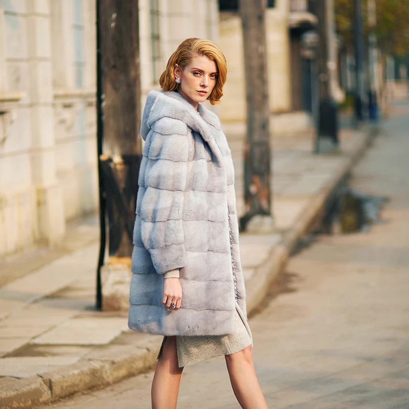 Futro z naturalnego futra norek z kapturem, długi rękaw, średniej długości, zimowy import, aksamit zimowy, futro z norek, płaszcz damski.