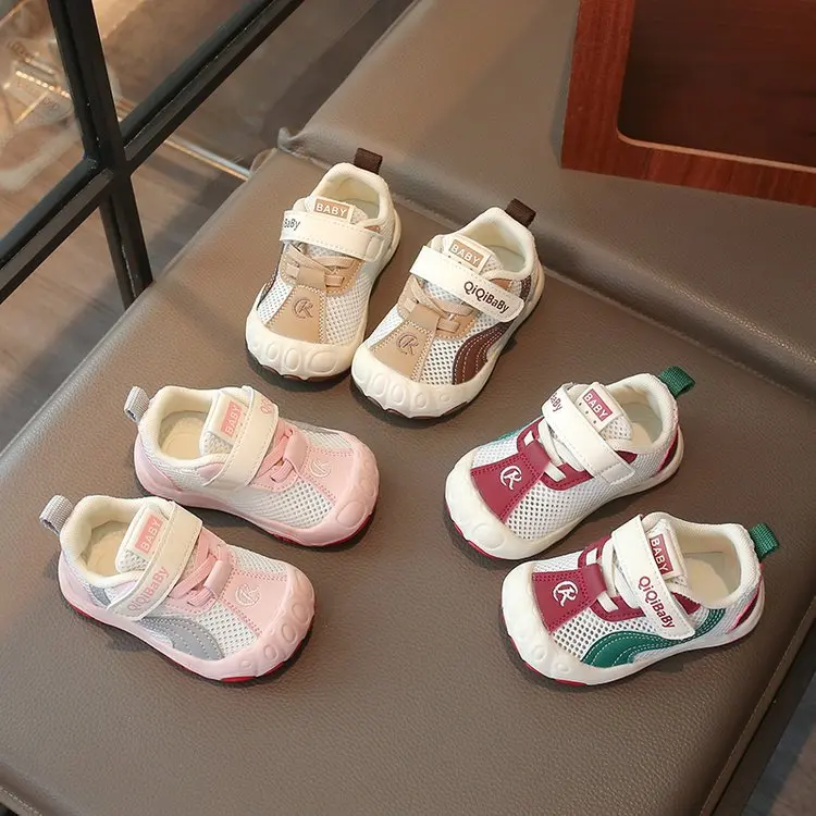 

Детские повседневные кроссовки 2026: модные летние уличные туфли для малышей с мягкой подошвой, дышащие, нескользящие, белые, размеры 16-26