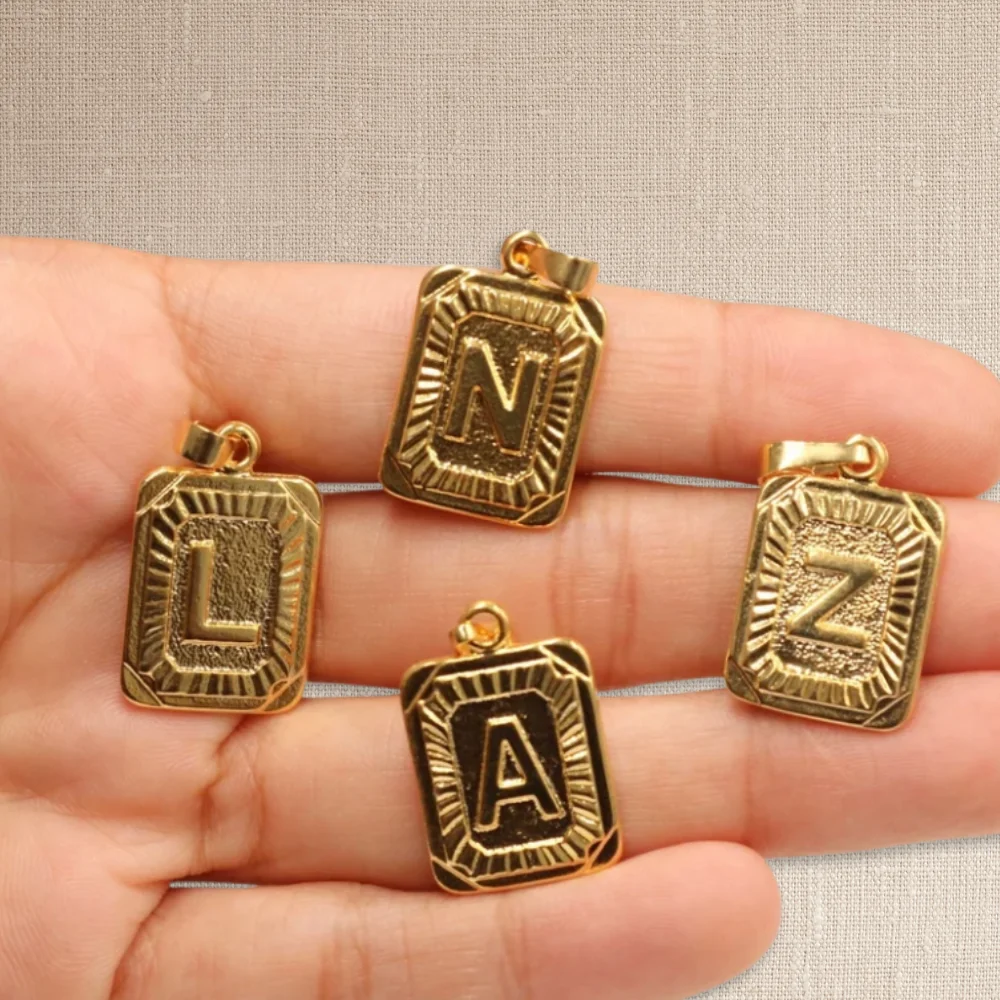 Tarnish Free Bulk 26 pcs/lot A-Z Initial Letter Charms Stainless Steel 18K Gold Plated Alphabet Pendant for DIY Jewelry Making