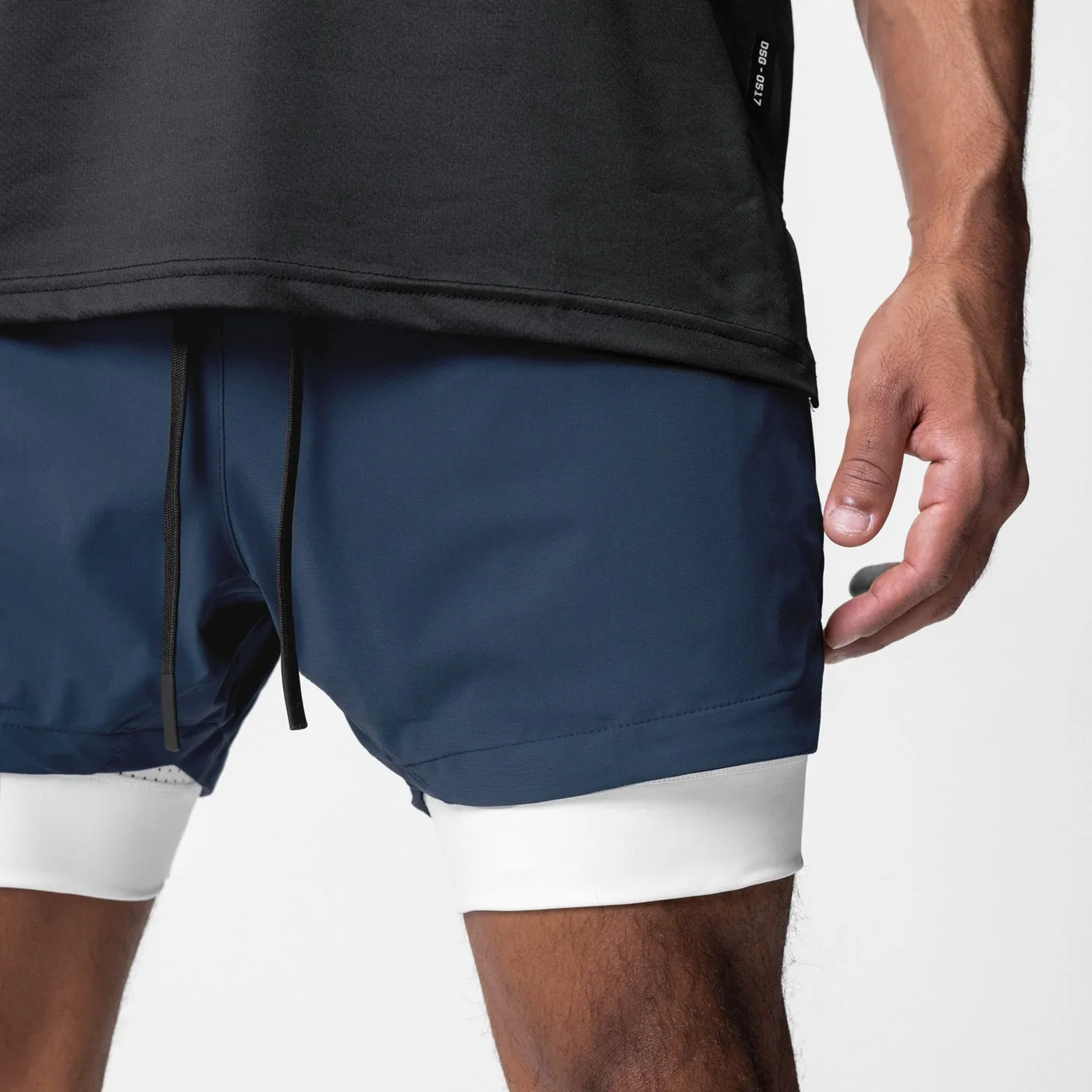

2026Men's Two-in-one Sports Shorts Breathable Casual Quick-drying Double-layer Shorts Running Sportswear Bottoms