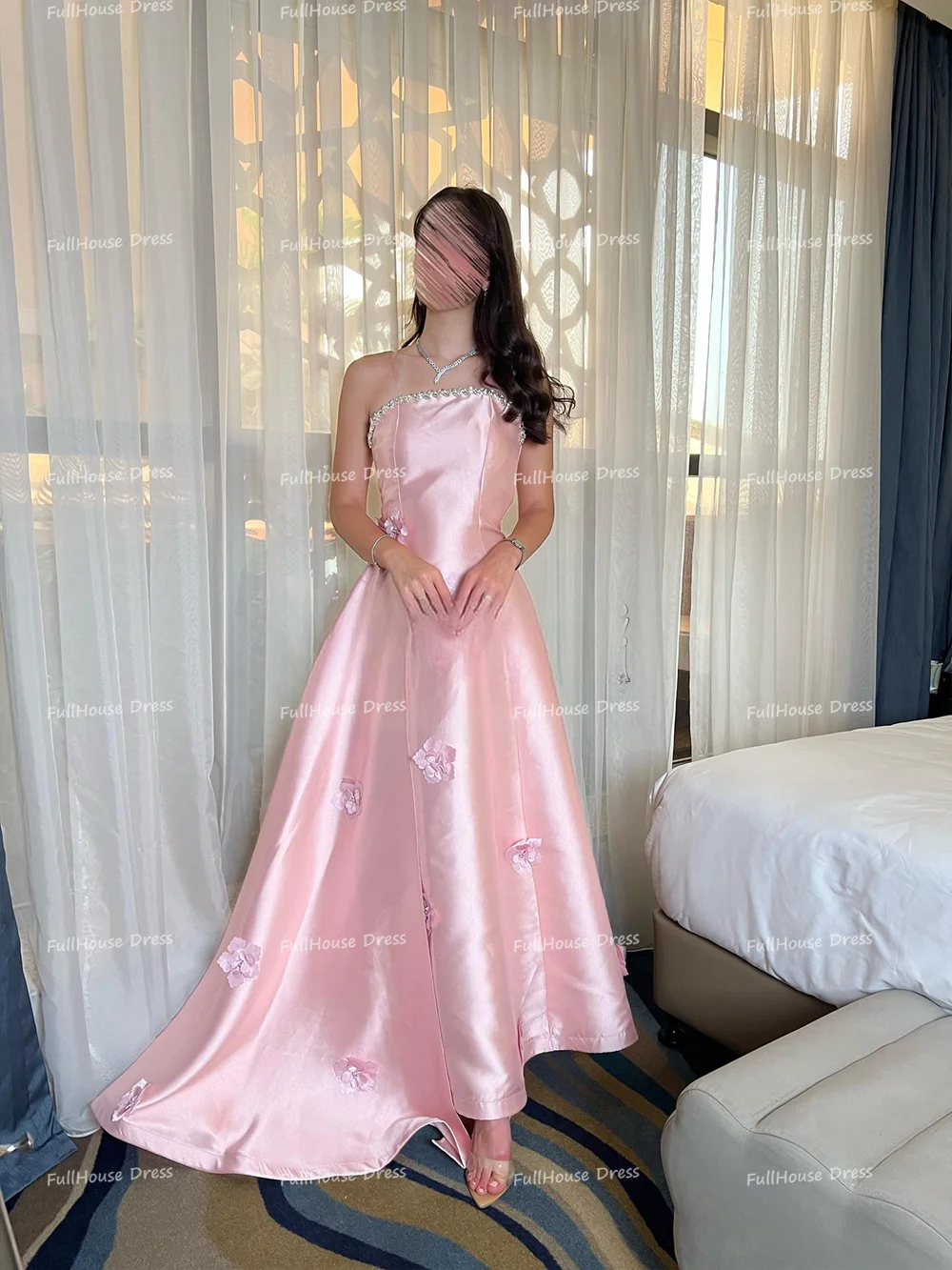 العرف رشيقة الوردي قارب طوق مطرز ثوب مسائي عارية الذراعين ماكسي طول 3D الزهور فستان الحفلة الراقصة مع قطار سهره